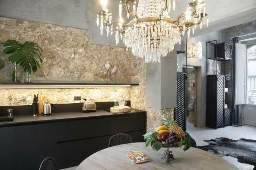 Hostal Isonzo Suites