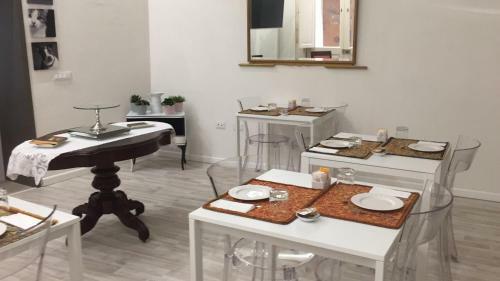Bed & Breakfast Arch�