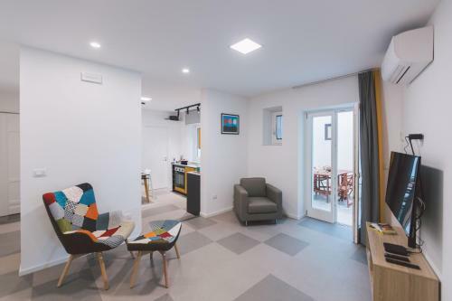 New Apartment With Patio