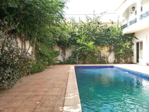 Villa � Thi�s Avec Piscine � 15mn de L'a�roport