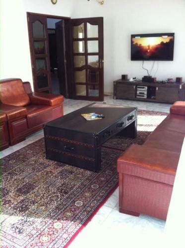 Villa � Thi�s Avec Piscine � 15mn de L'a�roport