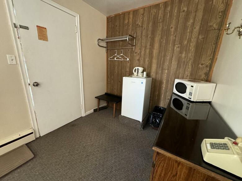 Holiday Motel