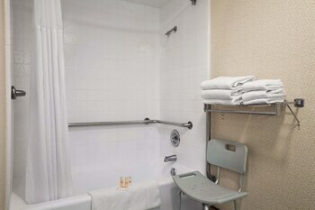 Motel Days Inn Gilroy