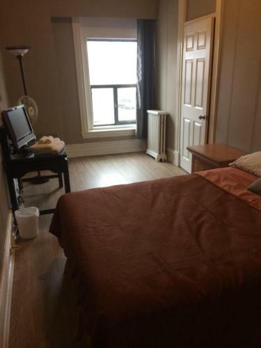 Algonquin Hotel