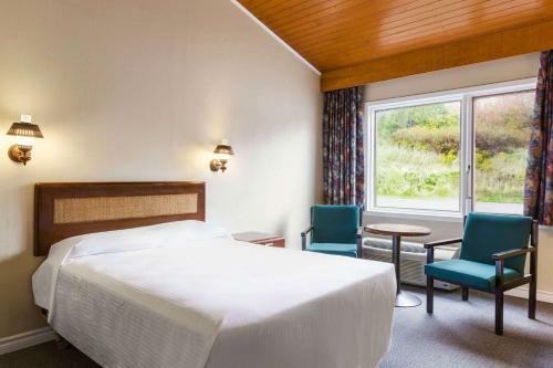 Motel Cape Breton Causeway Inn