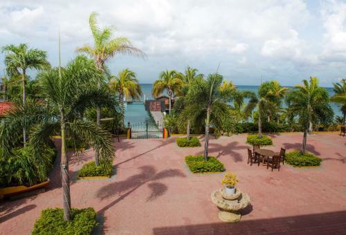 Hotel Aruba Surfside Marina