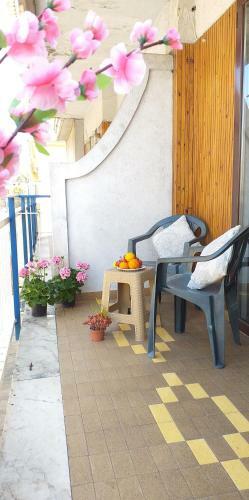 La Playa Apartments