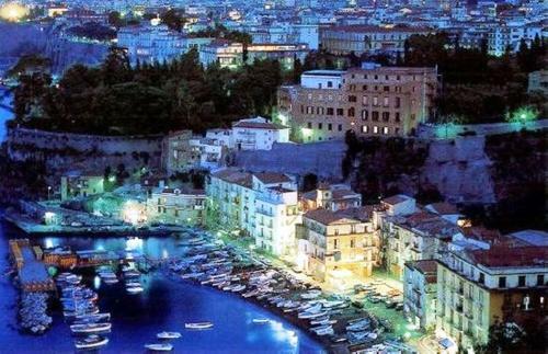 Apartamento Il Borgo Antico Sorrento Sea View