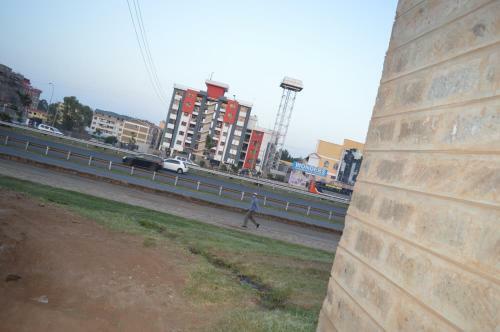Modern Ruiru Double Deluxe