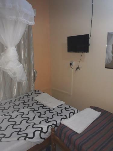 Emmaccra Hotel