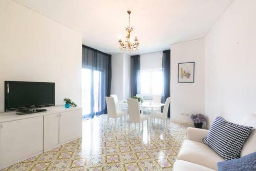 Cozy Sorrento Apartment