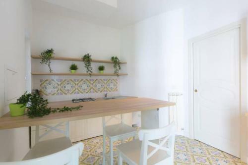 Cozy Sorrento Apartment