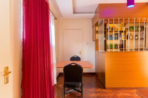 Hostal Celio Jardine Lavington
