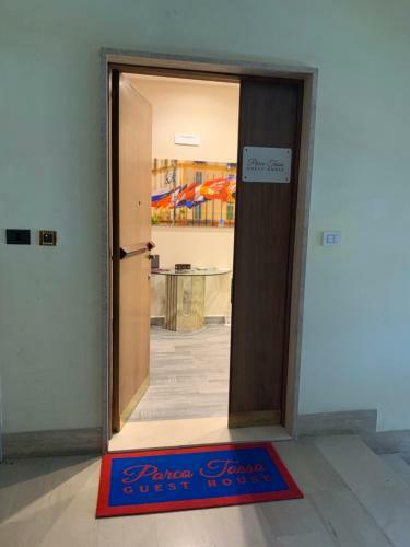 Hostal Parco Tasso Guest House