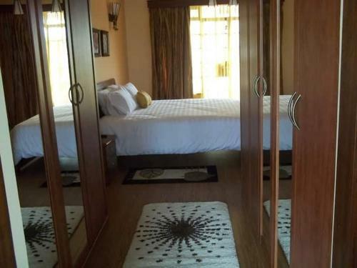 Hostal Emkay Homes