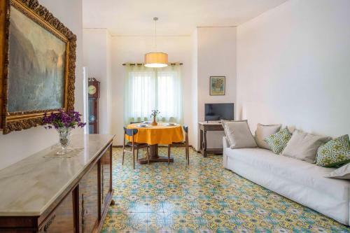 Apartment Bianca With Shared Pool