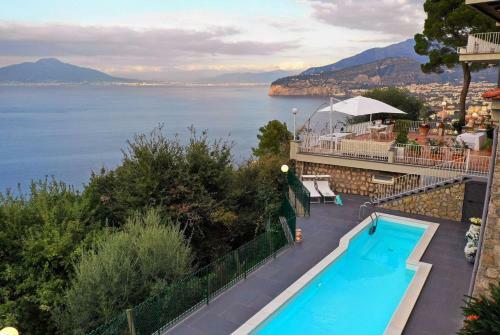 Villa Coastal Shores
