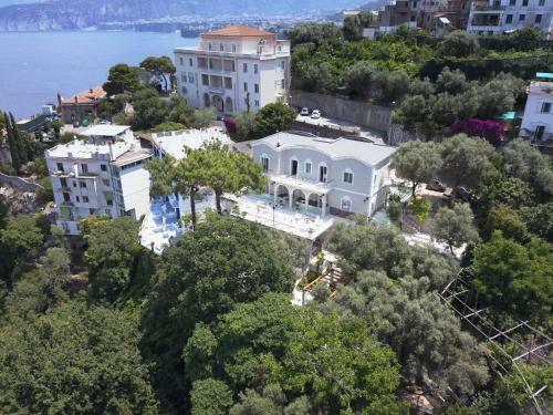 Amore Rentals - Villa Sorrento Dreams Resort