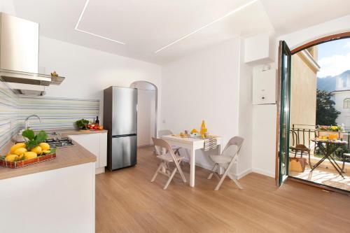 Sara Luxury Apartment 1
