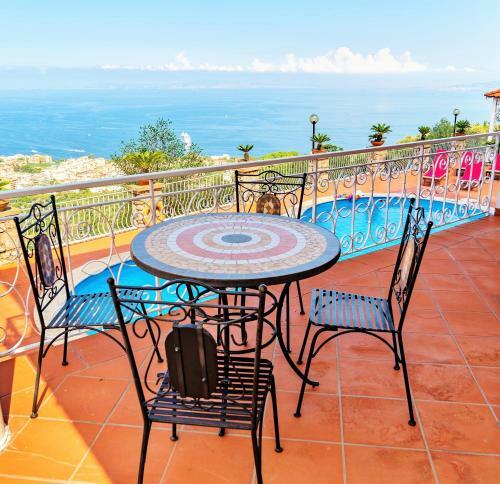Villa Sara Sea View Pool