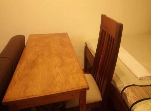 Hostal Quiet Comfortable Studio With Mature Garden View.
