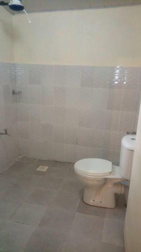 Hostal Quiet Comfortable Studio With Mature Garden View.