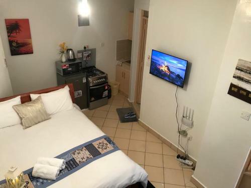 Studio Apartment South B