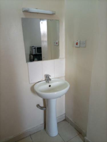 Roybahn Heights Serviced Apartment