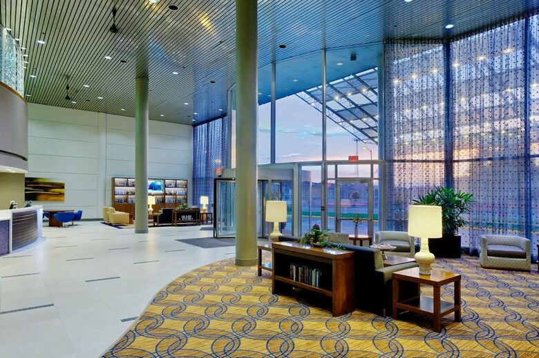 Doubletree By Hilton Hotel South Bend
