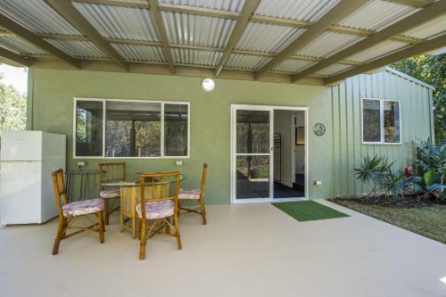 Magnetic Island Bed And Breakfast