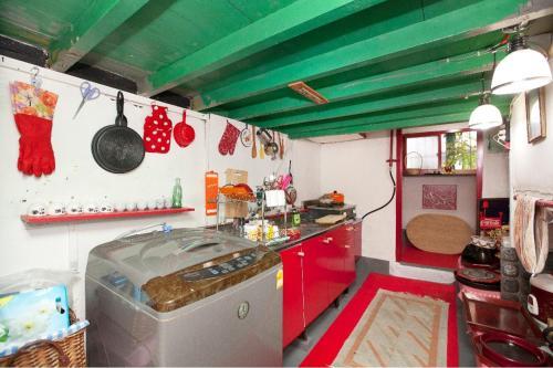 Hostal Be My Guest