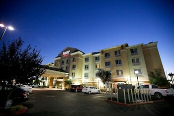 Hotel Fairfield Inn & Suites Santa Maria