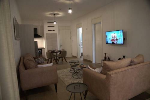 Lovely Two Bedroom Serviced Apartment With Pool