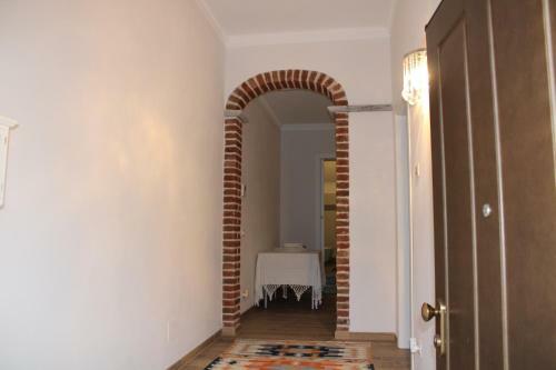 Fran's Apartments