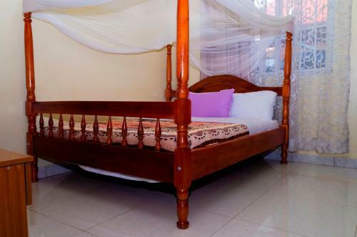 Hostal Rainbow Courts
