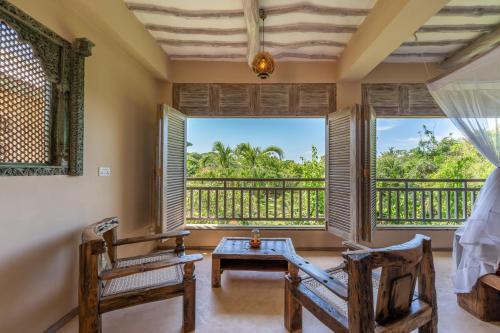 Bed & Breakfast Tombo House