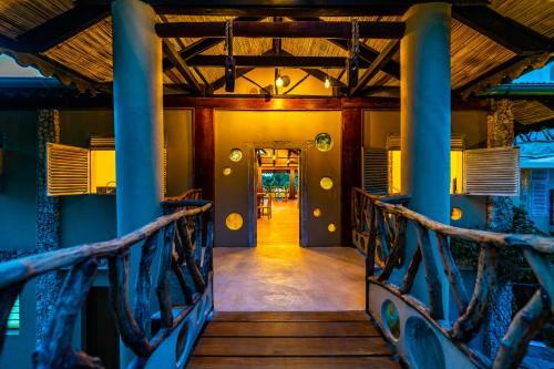 Bed & Breakfast Tombo House