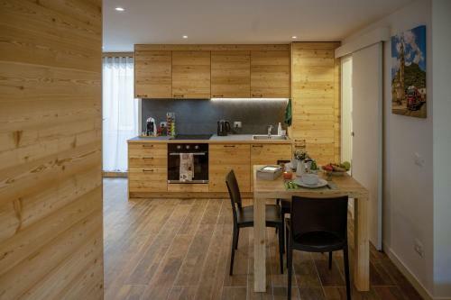 Casa Gal�t