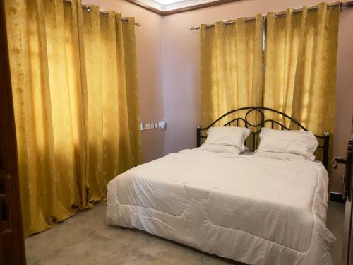 Apartamento Heavenly Apheartment With Backyard Swimming Pool