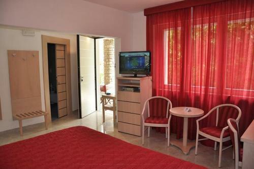 Hotel Bristol