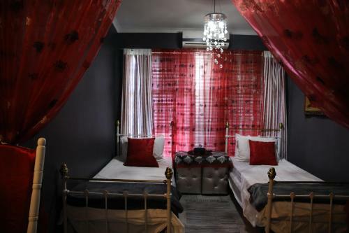 Hostal Eagle's Nest