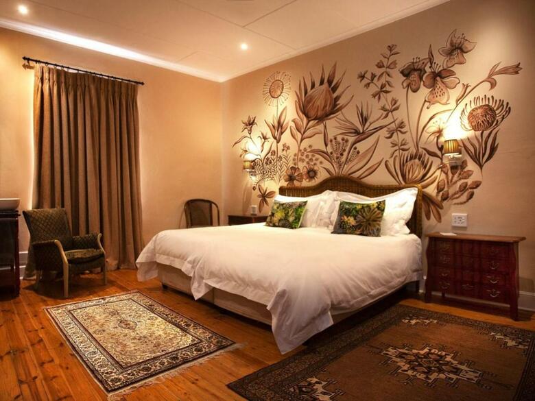 Karoo Art Hotel