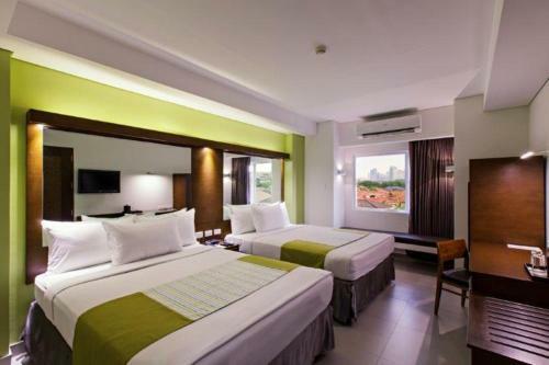 Hotel Microtel By Wyndham Acropolis