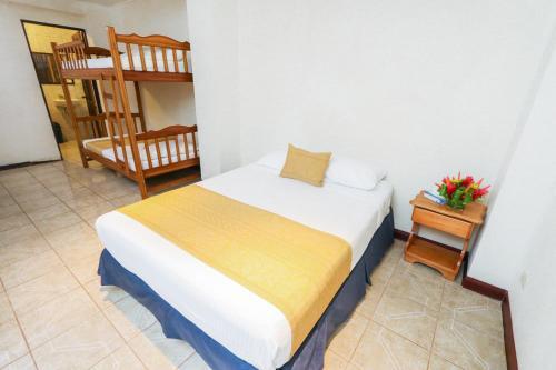 Hotel Flor Blanca
