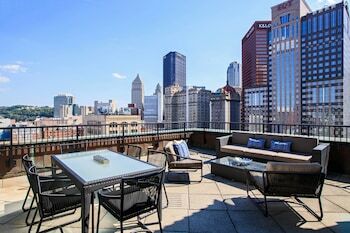 Renaissance Pittsburgh Hotel