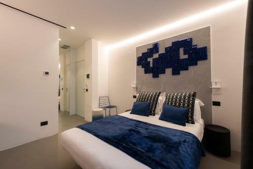 Civic03 B&B