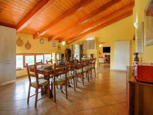 Vibrant Villa In Torre Di Ruggiero With Sauna