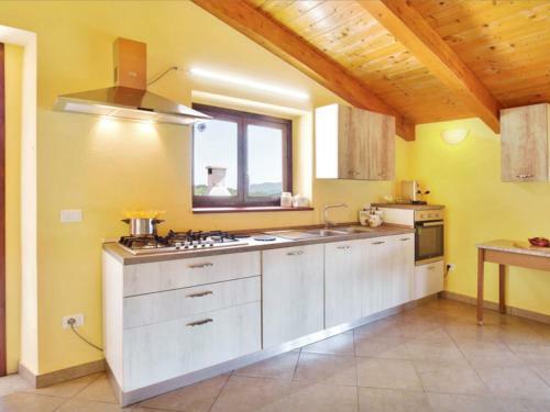 Vibrant Villa In Torre Di Ruggiero With Sauna