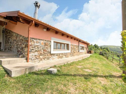 Vibrant Villa In Torre Di Ruggiero With Sauna