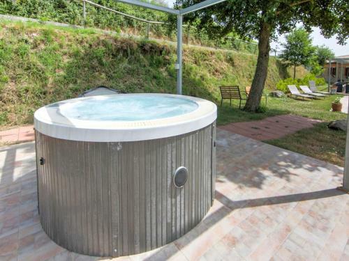 Vibrant Villa In Torre Di Ruggiero With Sauna